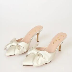 Lulus Lyle Ivory satin pointed-toe mules, 8